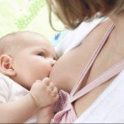 شیر دادن به نوزاد زیر دستگاه زردی